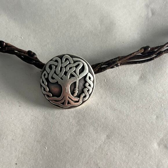 5/ $25 Tree of Life Bracelet leather strap - Picture 3 of 4